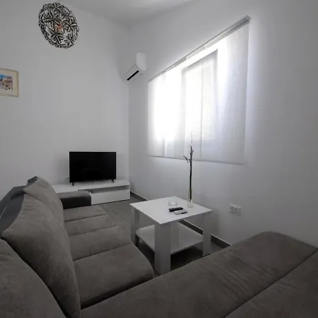 Maza * Zadar