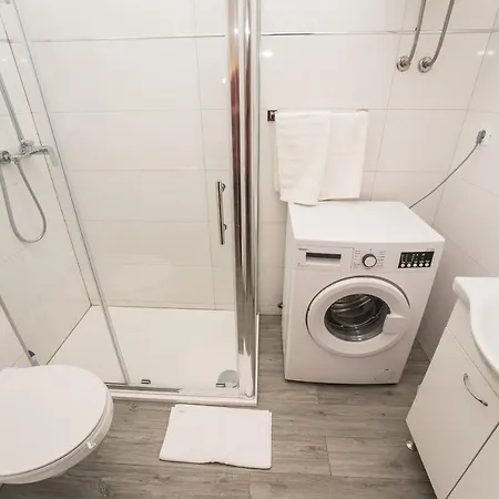 Apartment Maza *