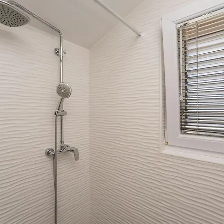 Apartment Maza *